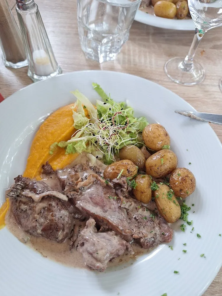 Veau Aux Cepes
